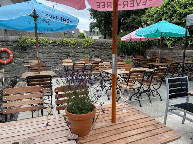 Fisherman's Tavern Hotel in Broughty Ferry, United Kingdom