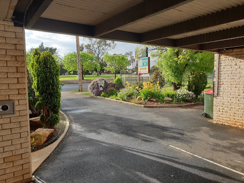 Forest Lodge Motor Inn in Dubbo, Australia