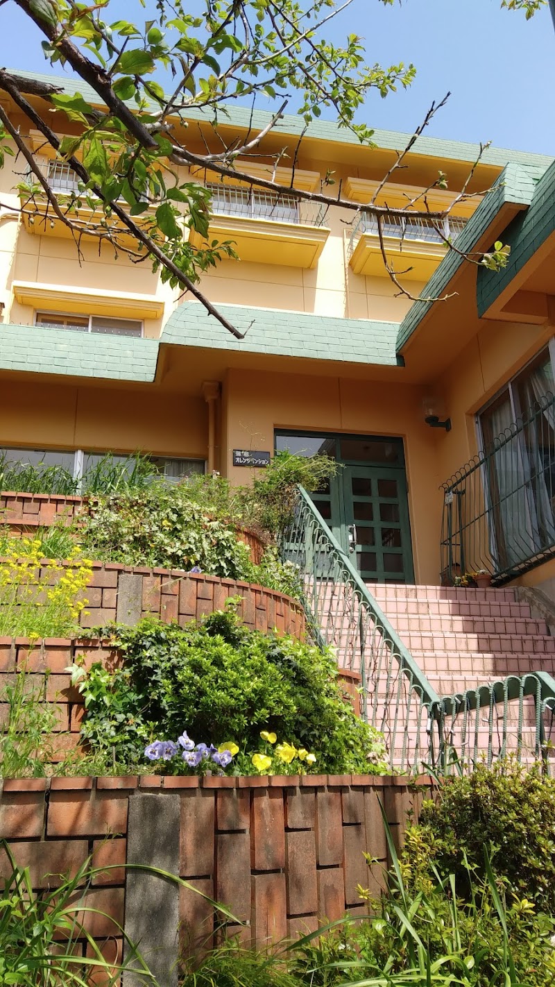 Gamagori Orange Pension in Gamagori, Japan