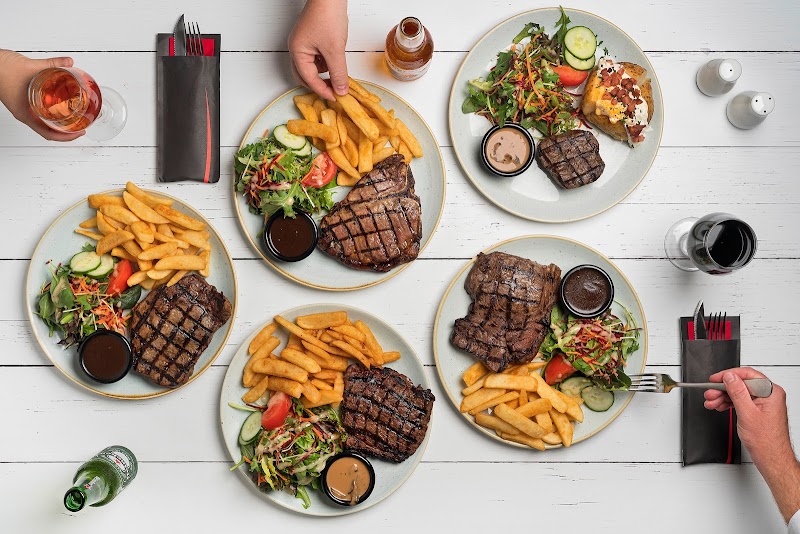 Gladstone Reef Hotel Motel in Gladstone, Australia