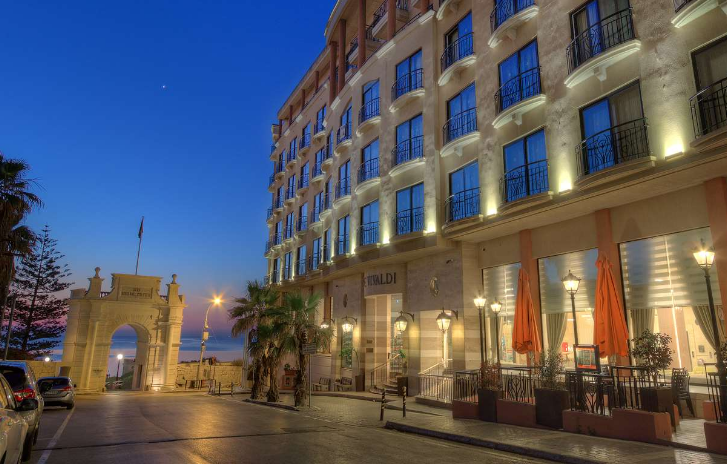 Golden Tulip Vivaldi Hotel in San Giljan, Malta