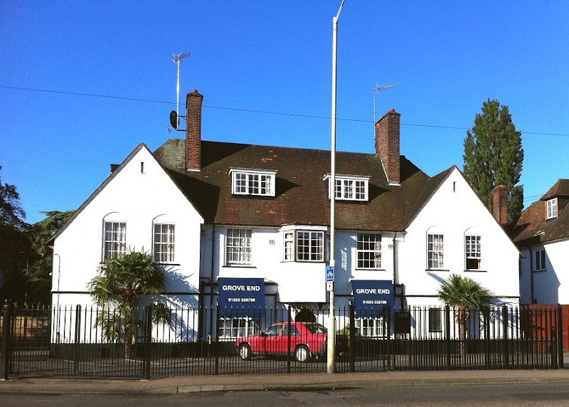 Grove End Hotel in Bushey, United Kingdom