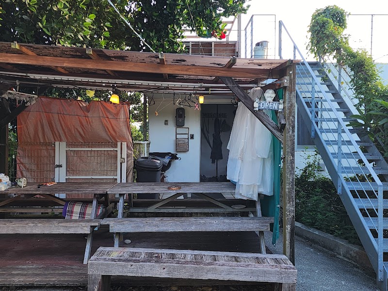 Guest House Yomitan in Yomitan, Japan