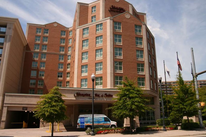Hampton Inn & Suites Reagan National Airport in Arlington, United States