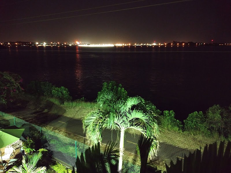 Harbor Shores Apartment Hotel in Aiea, United States