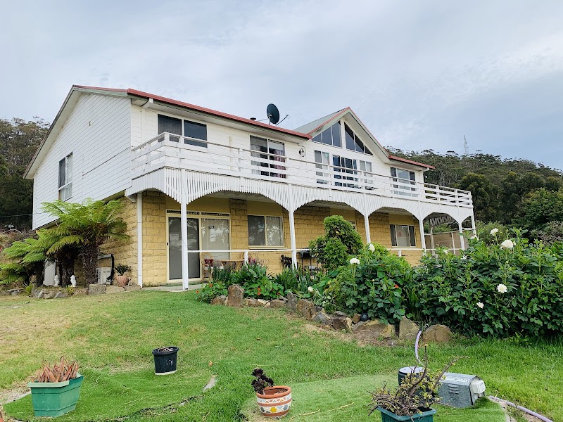 Harvey Farm Lodge in Bicheno, Australia