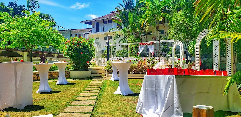 Hibiscus Lodge Hotel in Ocho Rios, Jamaica