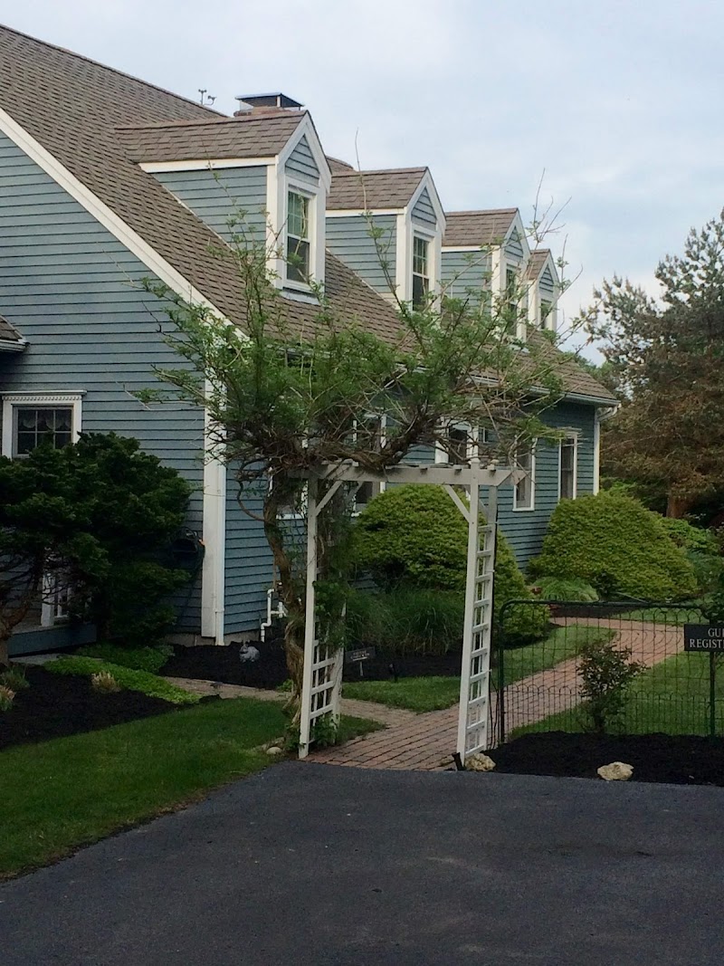 High Pointe Inn in Barnstable, United States