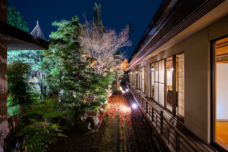 Hohoemino Kuyufu Tsuruya in Tendo, Japan