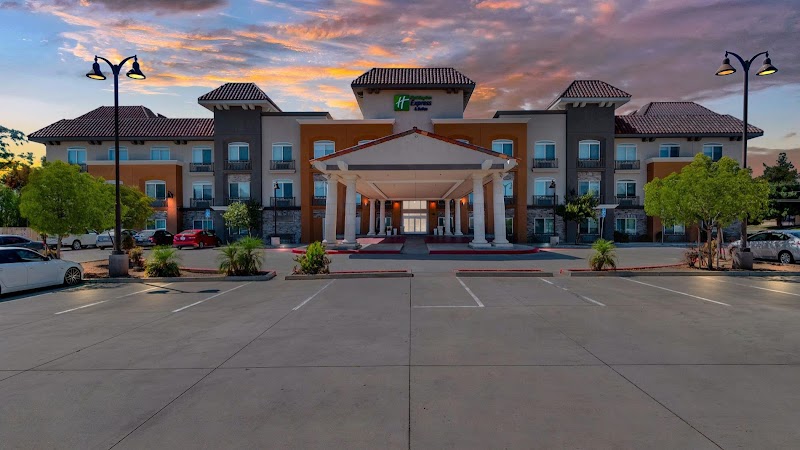 Holiday Inn Express Hotel & Suites Banning in Banning, United States