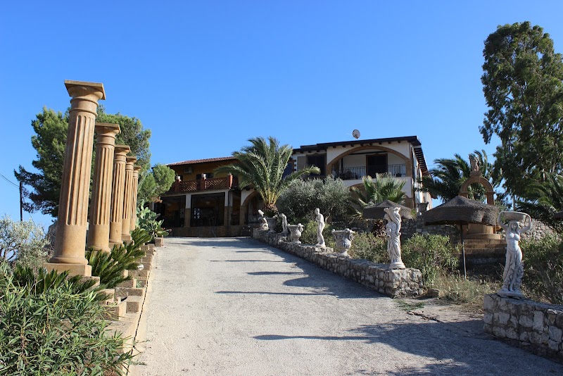 Hotel Agriturismo Reggia Saracena in Aragona, Italy