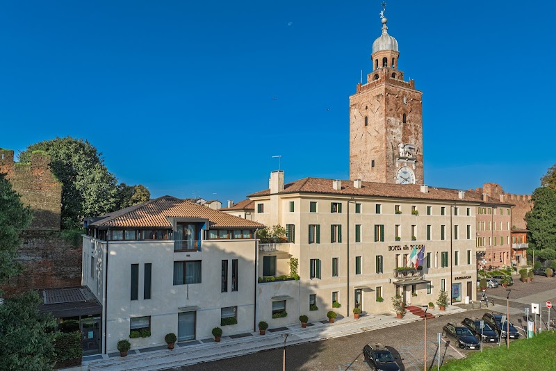 Hotel Alla Torre in Ala, Italy