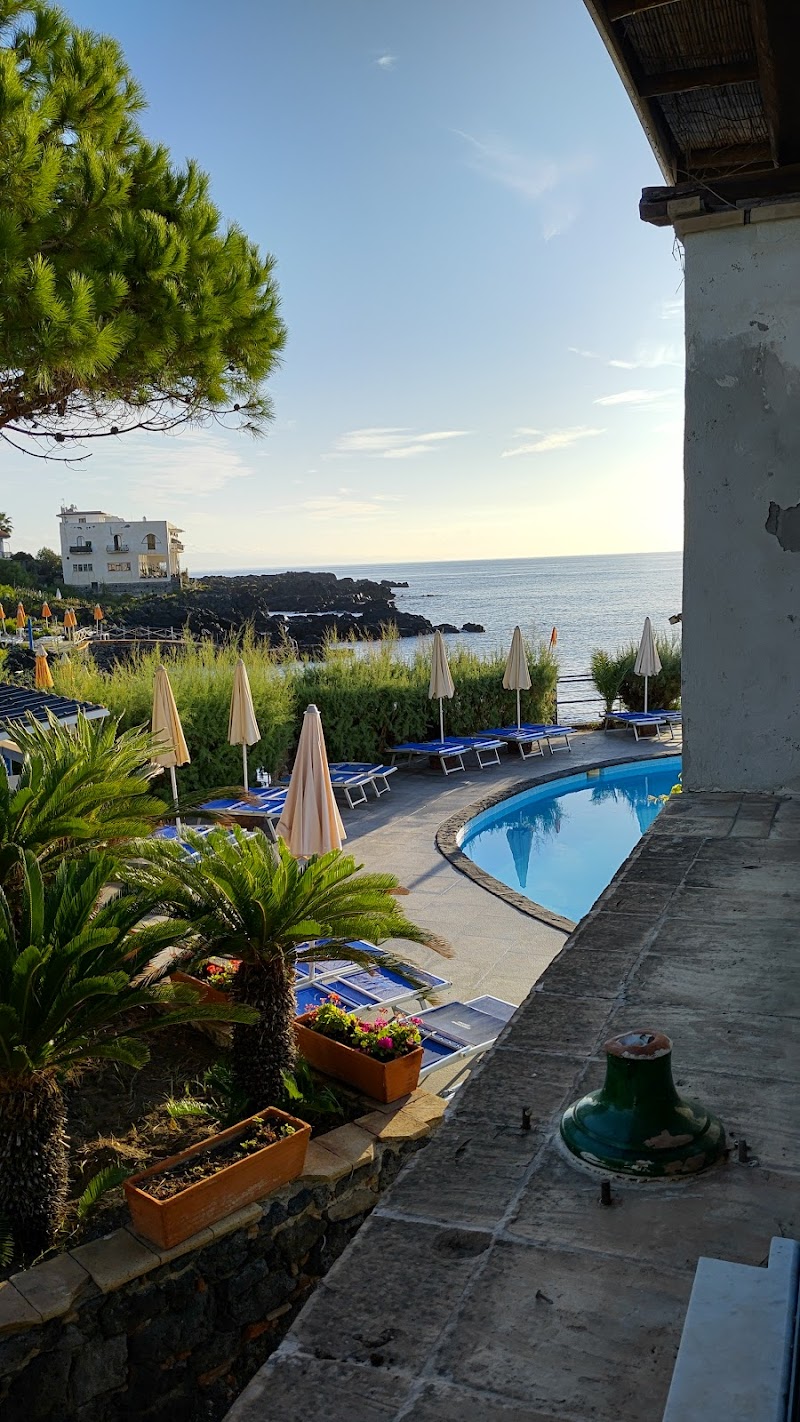 Hotel Arathena Rocks in Giardini, Italy