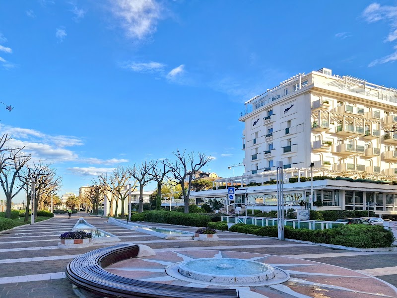 Hotel Atlantic in Crotone, Italy