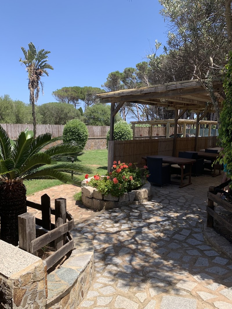 Hotel B&B Mongiardino in La Maddalena, Italy