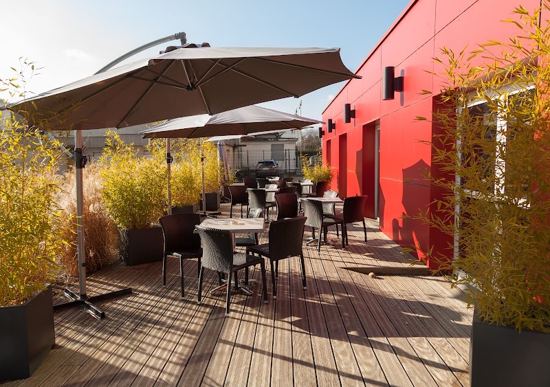 Hotel Clermont Estaing in Clermont, France