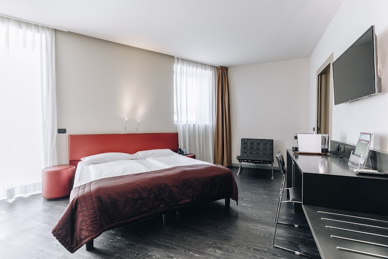 Hotel Continental in Cremona, Italy