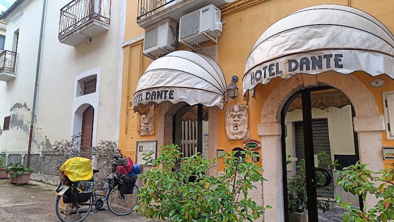 Hotel Dante in Lavello, Italy