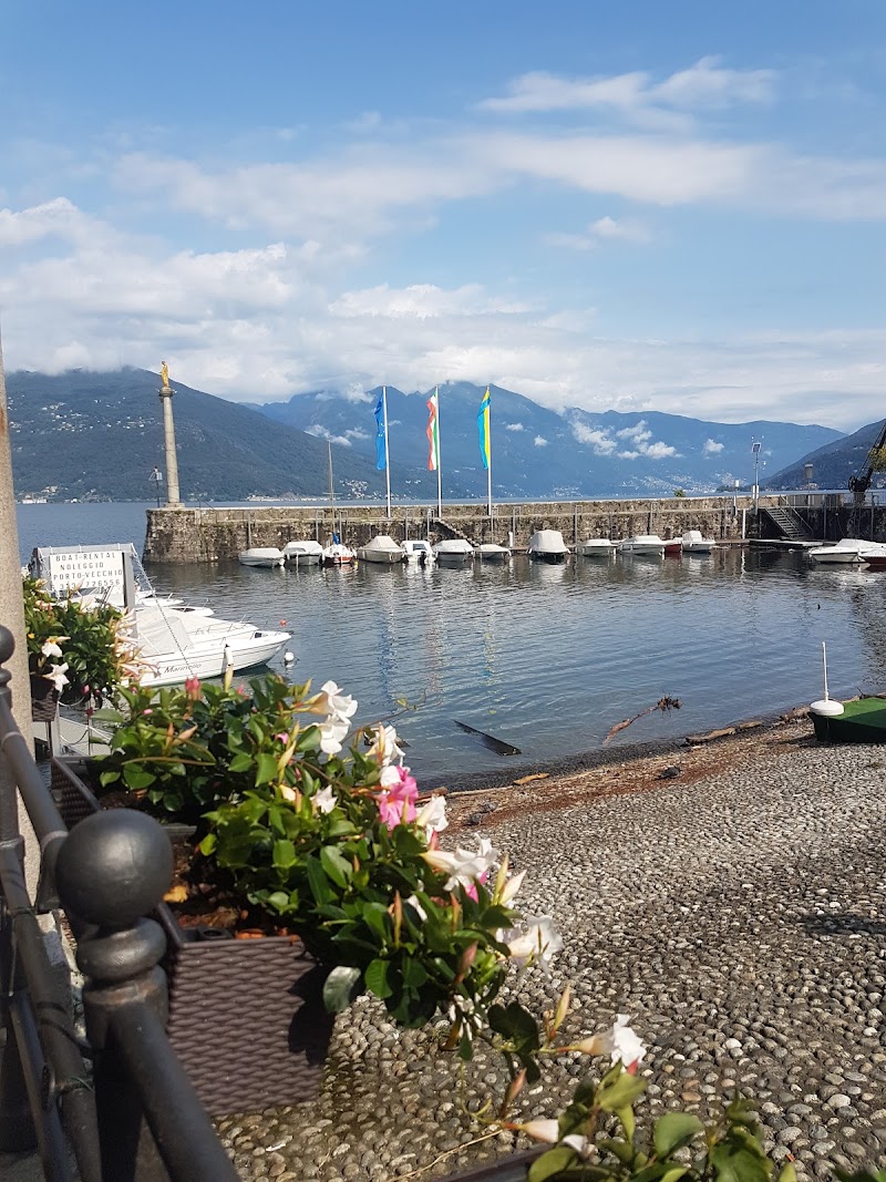 Hotel Del Pesce in Luino, Italy