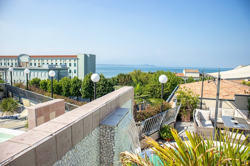 Hotel Enrichetta in Desenzano del Garda, Italy