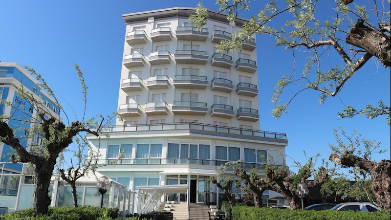 Hotel Gabbiano in Falconara Marittima, Italy