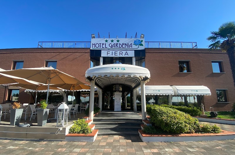 Hotel Gardenia in Fino Mornasco, Italy
