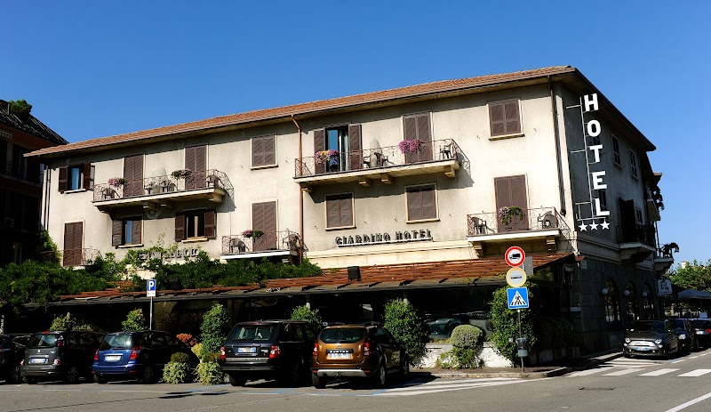 Hotel Giardino in Arona, Italy
