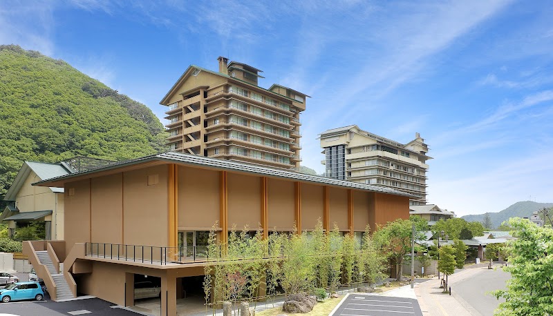 Hotel Hananoyu in Chikuma, Japan