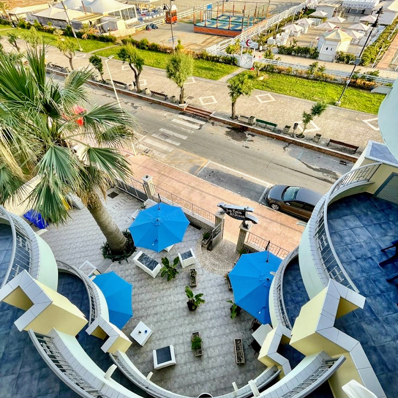 Hotel La Baia Di Ulisse in Barcellona-Pozzo di Gotto, Italy