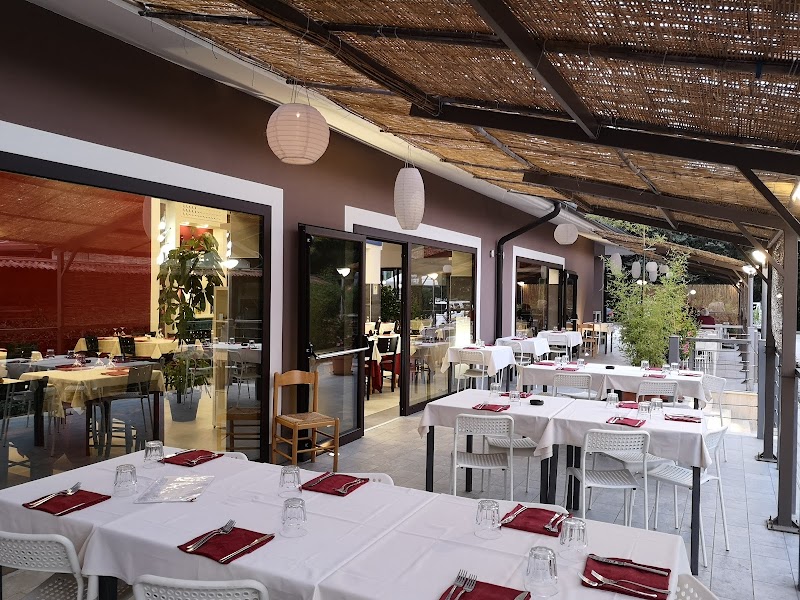 Hotel La Cascina del Viaggiatore in L'Aquila, Italy