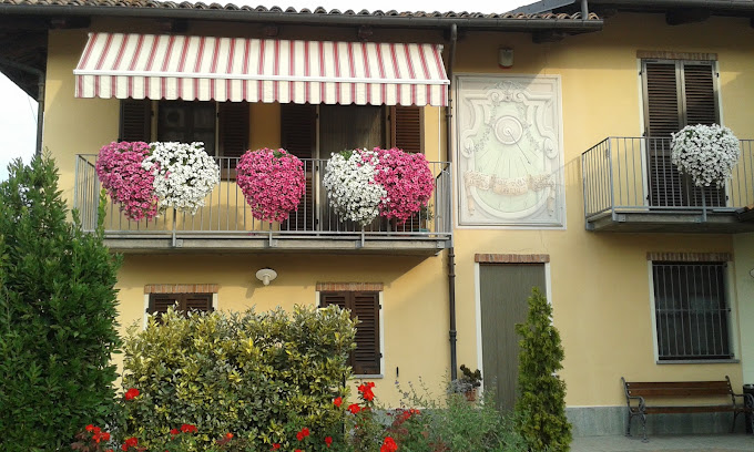 Hotel La Cascina di Villa Due in Alba, Italy