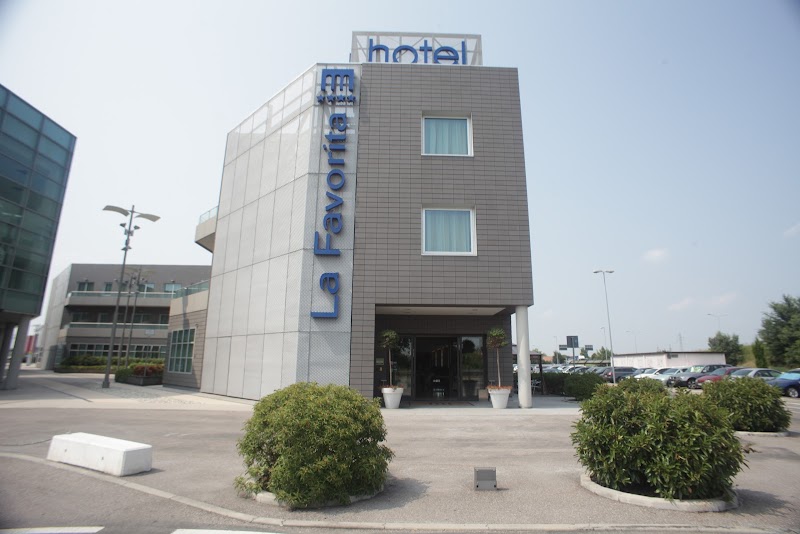 Hotel La Favorita in Goito, Italy