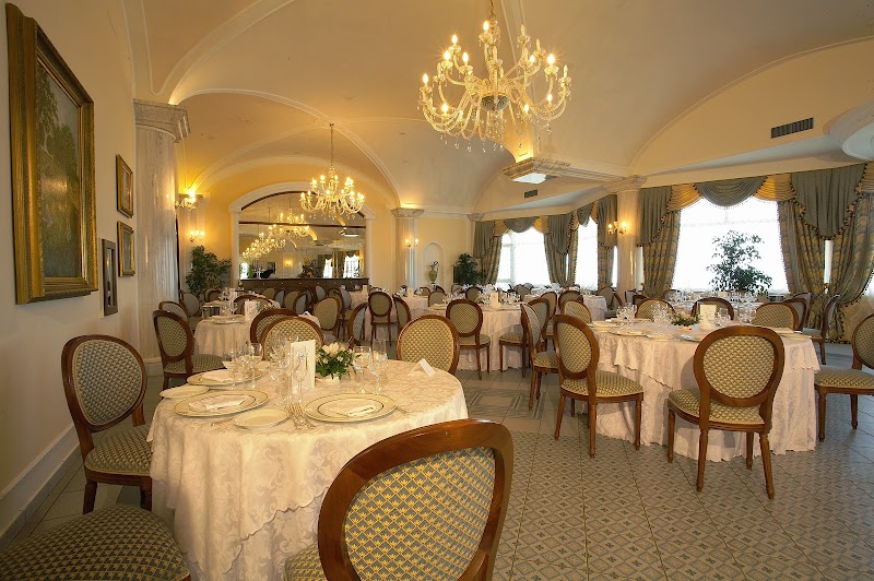 Hotel La Rosa dei Venti in Barcellona-Pozzo di Gotto, Italy