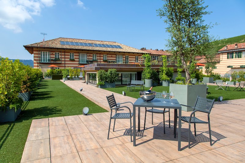 Hotel Le Case dei Conti Mirafiore in Alba, Italy