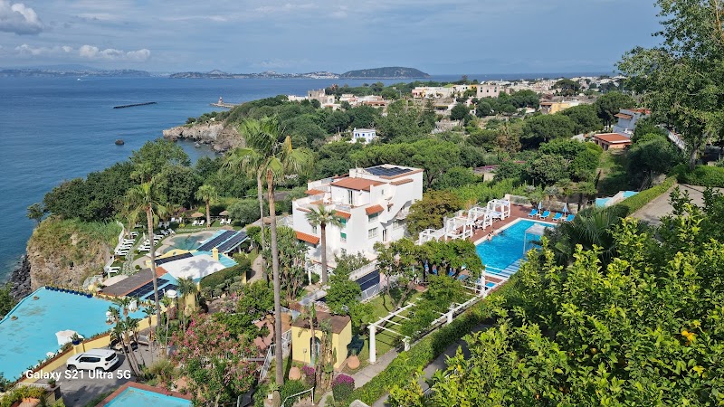 Hotel Le Querce in Ischia, Italy