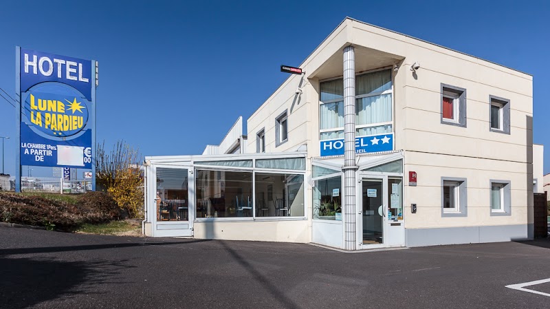Hotel Lune Etoile in Clermont, France
