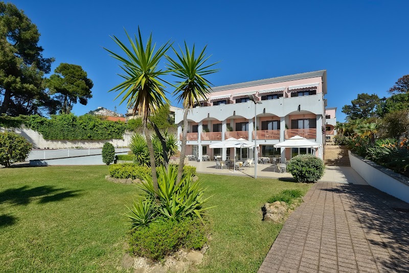 Hotel Mareluna in Castellabate, Italy