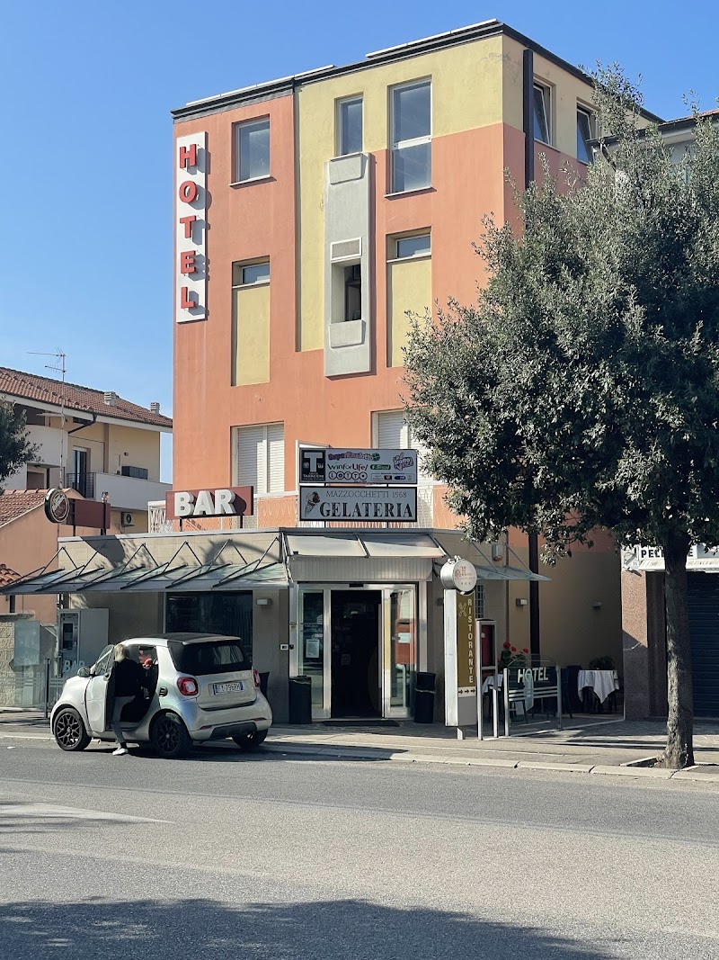 Hotel Mazzocca in Citta Sant'Angelo, Italy