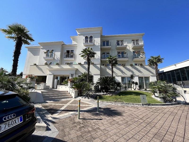 Hotel Nazionale in Desenzano del Garda, Italy
