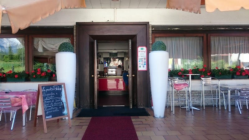 Hotel O'Scugnizzo 2 in Belluno, Italy