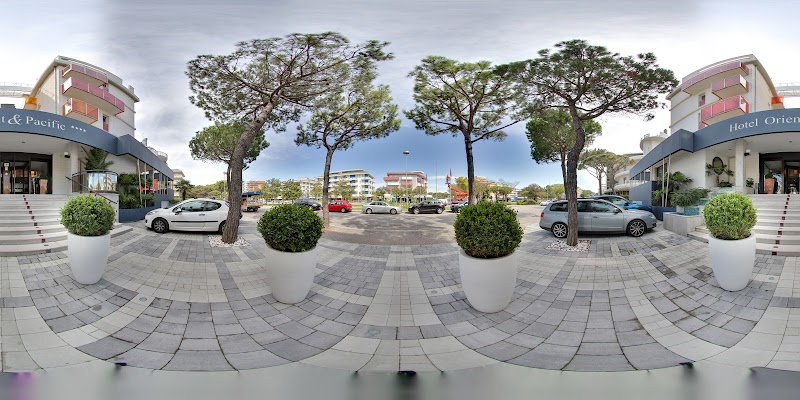 Hotel Orient & Pacific in Lido di Iesolo, Italy