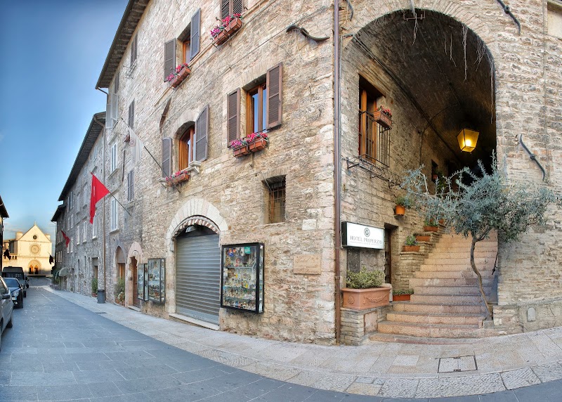 Hotel Properzio in Assisi, Italy