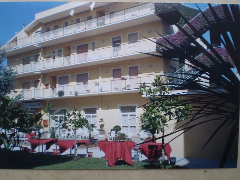 Hotel Ristorante 2000 in Acri, Italy