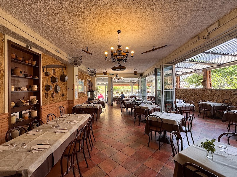 Hotel Ristorante da Mario in Ciro Marina, Italy