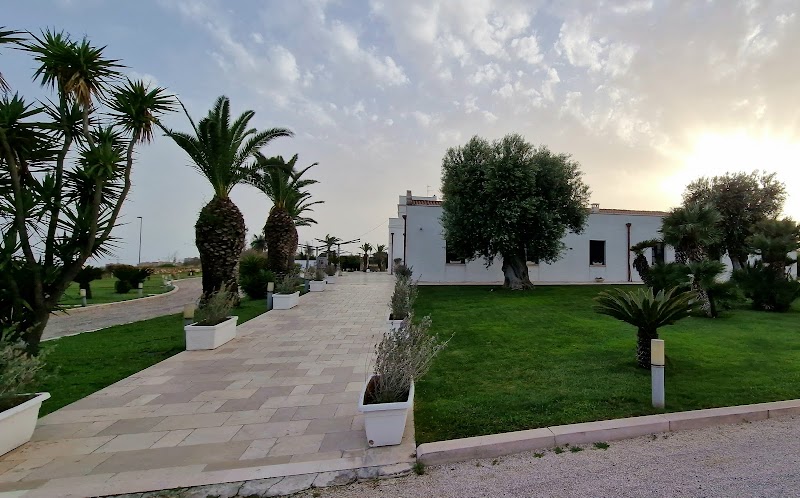 Hotel Ristorante il Faro in Ciro Marina, Italy