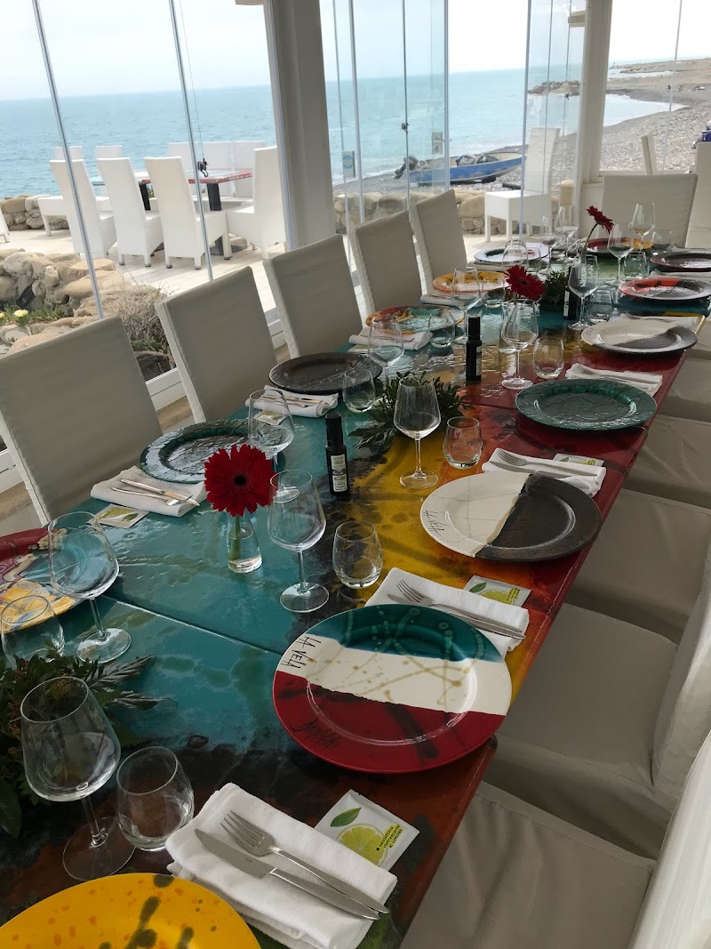 Hotel Ristorante la Vela in Ciro Marina, Italy