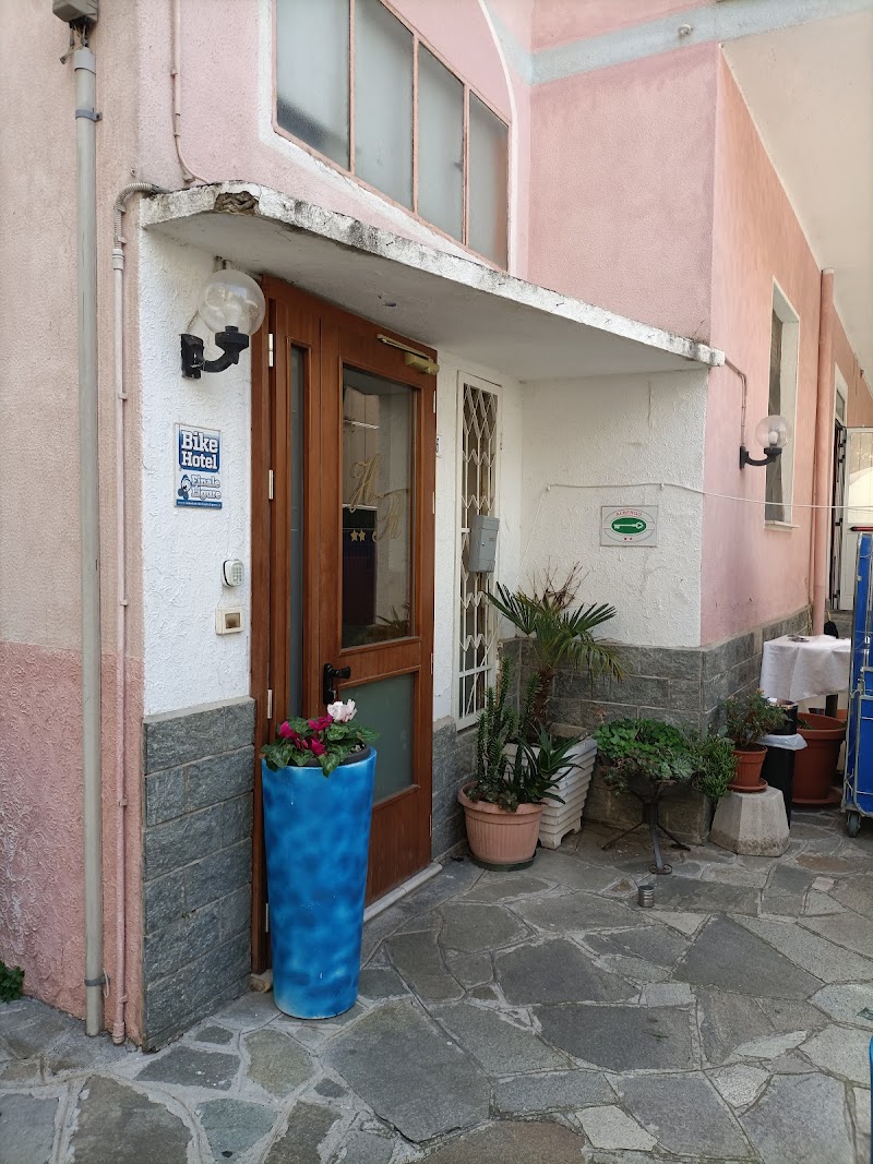Hotel Riz in Finale Ligure, Italy
