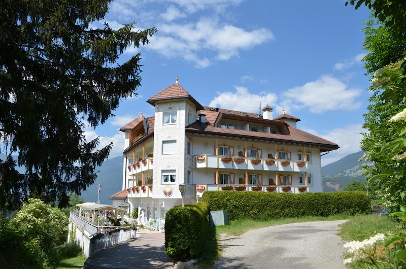 Hotel Rodeneggerhof in Brunico, Italy