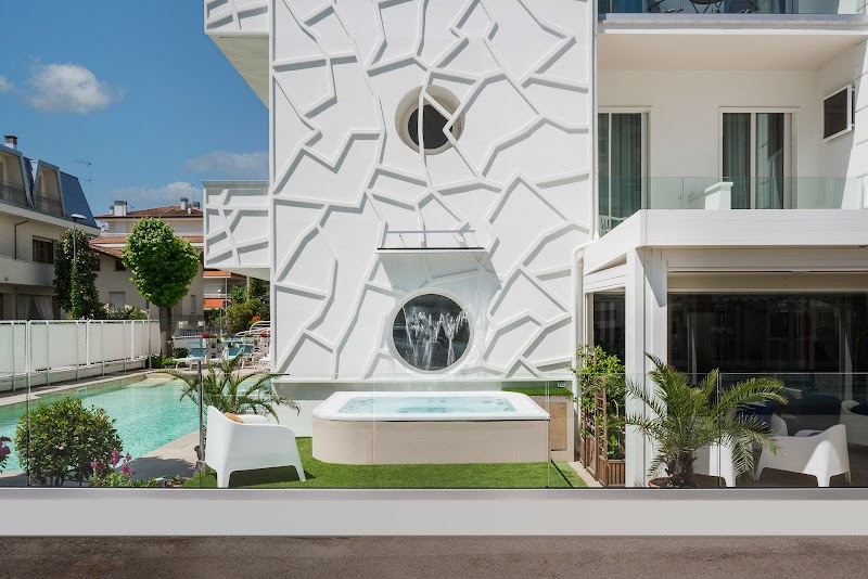 Hotel Rondinella in Follonica, Italy