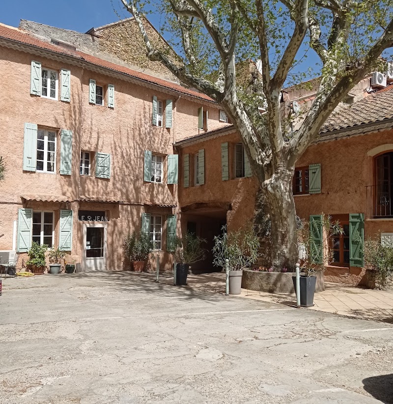 Hotel Saint Jean in Orange, France